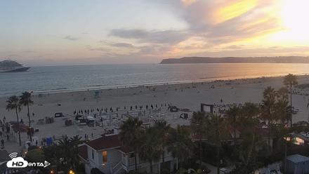 Hotel Del Coronado North Roaming Live Cam - Jul 4, 2026, 8:03pm PDT