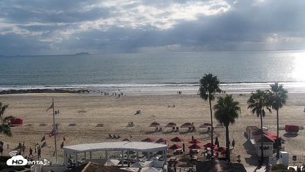 Hotel Del Coronado North Roaming Live Cam - Oct 23, 2026, 3:58pm PDT