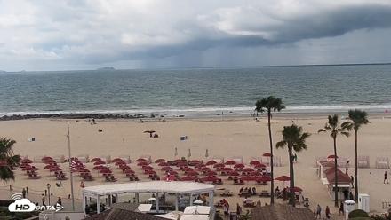 Hotel Del Coronado North Roaming Live Cam - Apr 12, 2026, 11:47am PDT