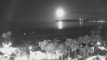 Hotel Del Coronado North Roaming Live Cam - Apr 29, 2026, 4:17am PDT