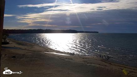 Sunset Bay Lake Erie New York Live Webcam - Oct 15, 2026, 4:40pm EDT