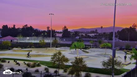 Hemet California Live Skate Park Webcam - Apr 20, 2026, 7:37pm PDT