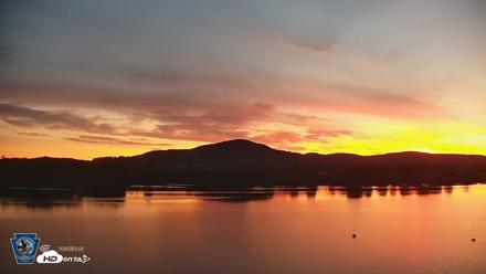 Pennsylvania Snow Geese Live Webcam - Jun 3, 2026, 5:16am EDT