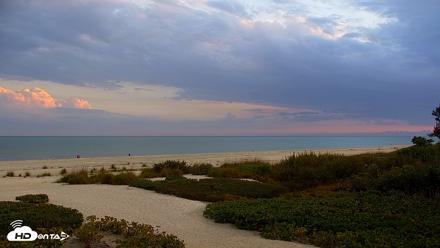 Sanibel Island Florida Live Beach Webcam - Apr 27, 2026, 7:52pm EDT