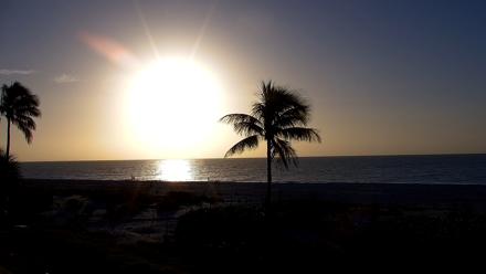 Sanibel Island Florida Live Beach Webcam - Dec 23, 2025, 7:50am EST