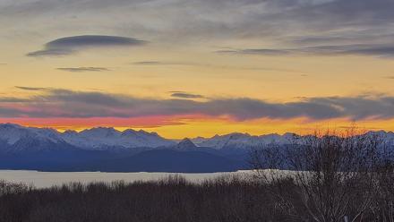 Inspiration Ridge - Homer Alaska Live Webcam - Dec 10, 2025, 9:30am AKST