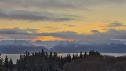 Inspiration Ridge - Homer Alaska Live Webcam - Nov 18, 2025, 9:25am AKST