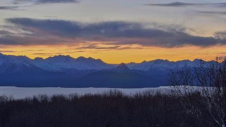 Inspiration Ridge - Homer Alaska Live Webcam - Dec 10, 2025, 9:06am AKST