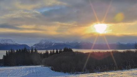 Inspiration Ridge - Homer Alaska Live Webcam - Nov 12, 2025, 10:03am AKST