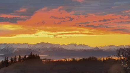 Inspiration Ridge - Homer Alaska Live Webcam - Jan 18, 2026, 12:04pm AKST