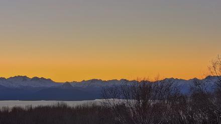 Inspiration Ridge - Homer Alaska Live Webcam - Dec 20, 2025, 9:41am AKST