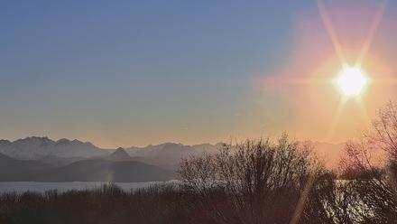 Inspiration Ridge - Homer Alaska Live Webcam - Dec 21, 2025, 11:52am AKST