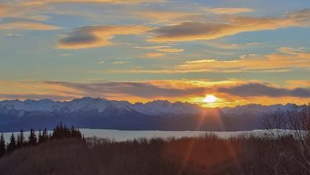 Inspiration Ridge - Homer Alaska Live Webcam - Dec 10, 2025, 10:41am AKST