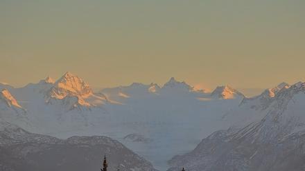 Inspiration Ridge - Homer Alaska Live Webcam - Dec 31, 2025, 4:50pm AKST