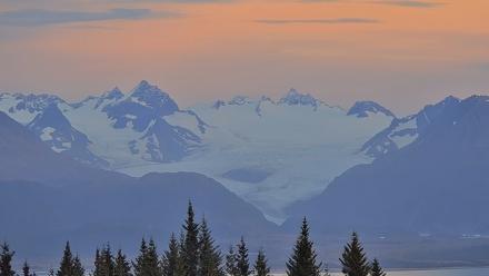 Inspiration Ridge - Homer Alaska Live Webcam - Oct 10, 2025, 6:50pm AKDT