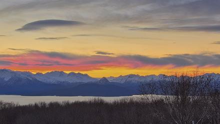 Inspiration Ridge - Homer Alaska Live Webcam - Dec 10, 2025, 9:32am AKST