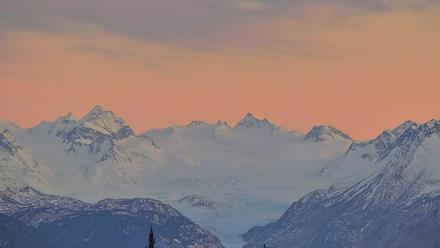 Inspiration Ridge - Homer Alaska Live Webcam - Jan 1, 2026, 4:21pm AKST