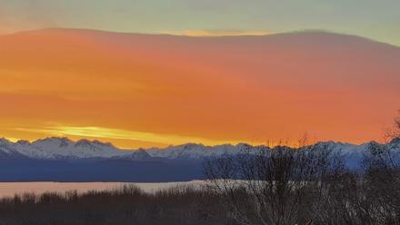 Inspiration Ridge - Homer Alaska Live Webcam - Dec 19, 2025, 10:09am AKST