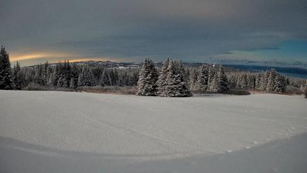 Inspiration Ridge - Homer Alaska Live Webcam - Jan 28, 2026, 3:43am AKST
