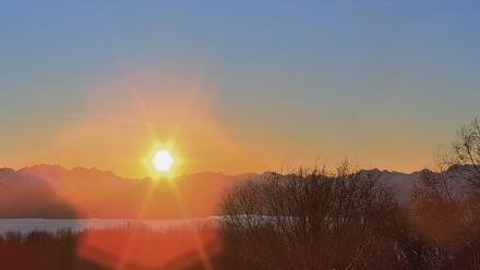 Inspiration Ridge - Homer Alaska Live Webcam - Dec 20, 2025, 10:37am AKST