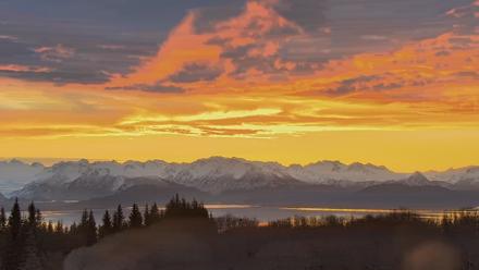 Inspiration Ridge - Homer Alaska Live Webcam - Jan 18, 2026, 12:06pm AKST