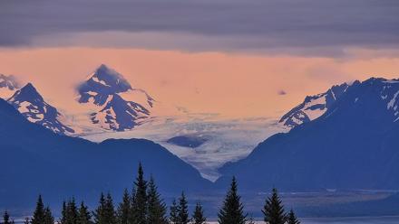 Inspiration Ridge - Homer Alaska Live Webcam - Sep 1, 2025, 9:16pm AKDT