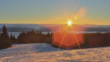 Inspiration Ridge - Homer Alaska Live Webcam - Nov 13, 2025, 9:27am AKST