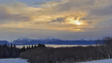 Inspiration Ridge - Homer Alaska Live Webcam - Nov 14, 2025, 10:21am AKST