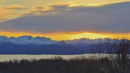 Inspiration Ridge - Homer Alaska Live Webcam - Dec 16, 2025, 10:51am AKST