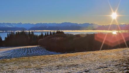 Inspiration Ridge - Homer Alaska Live Webcam - Dec 1, 2025, 10:45am AKST