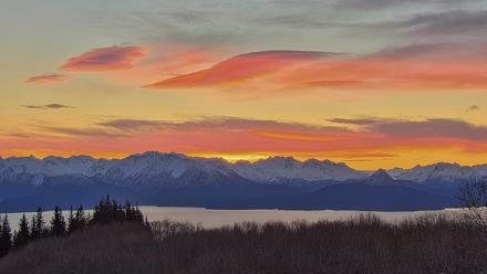 Inspiration Ridge - Homer Alaska Live Webcam - Dec 10, 2025, 9:49am AKST