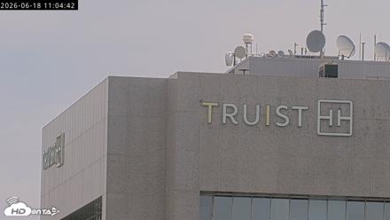Richmond Virginia Peregrine Falcon Live Cam - Jun 18, 2026, 11:06am EDT