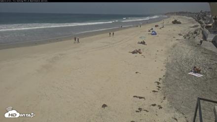 Del Mar Beach South Roaming Live Webcam - May 19, 2026, 11:14am PDT