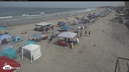 Del Mar Beach South Roaming Live Webcam - Jul 4, 2026, 10:22am PDT