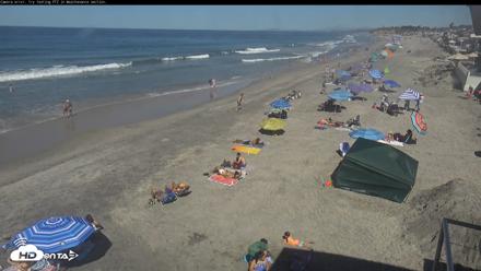 Del Mar Beach South Roaming Live Webcam - Oct 3, 2026, 11:07am PDT