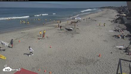 Del Mar Beach South Roaming Live Webcam - Jun 26, 2026, 9:35am PDT