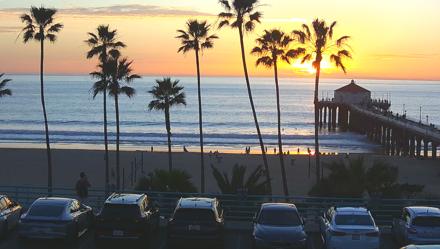Manhattan Beach Pier South Live Webcam - Feb 5, 2026, 5:26pm PST