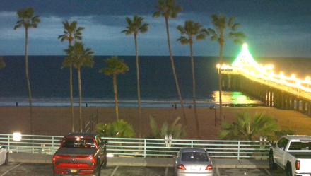 Manhattan Beach Pier South Live Webcam - Dec 23, 2025, 5:22pm PST