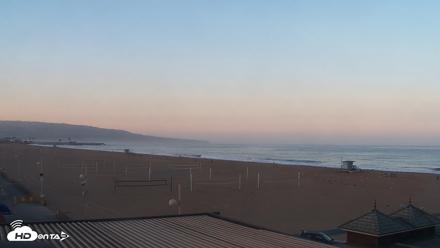 Hermosa Beach South Live Surf Cam - Aug 30, 2026, 6:46am PDT