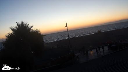 Hermosa Beach South Live Surf Cam - Sep 4, 2026, 7:32pm PDT
