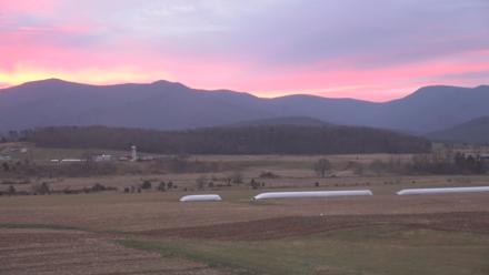 Shenandoah National Park Mountains Live Cam - Nov 25, 2025, 7:05am EST