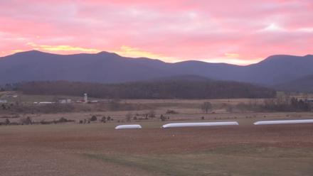 Shenandoah National Park Mountains Live Cam - Dec 1, 2025, 7:42am EST