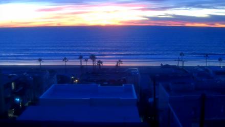 El Porto Overlook Live Surf Camera - Dec 4, 2025, 5:06pm PST