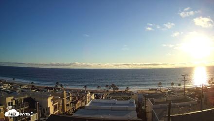 El Porto Overlook Live Surf Camera - Apr 10, 2026, 6:47pm PDT