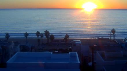 El Porto Overlook Live Surf Camera - Oct 29, 2025, 6:03pm PDT