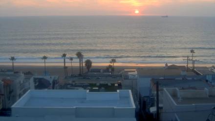 El Porto Overlook Live Surf Camera - Nov 3, 2025, 4:57pm PST