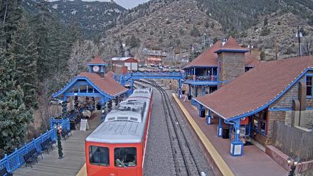 Pikes Peak COG Railway Live Webcam - Jan 1, 2026, 7:52am MST