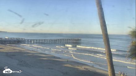 Mission Beach & Crystal Pier Live Webcam - Oct 3, 2026, 7:32am PDT