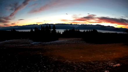 Homer Alaska Northern Lights Live Cam - Dec 10, 2025, 8:42am AKST