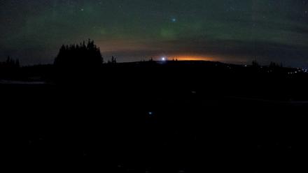 Homer Alaska Northern Lights Live Cam - Dec 24, 2025, 3:31am AKST